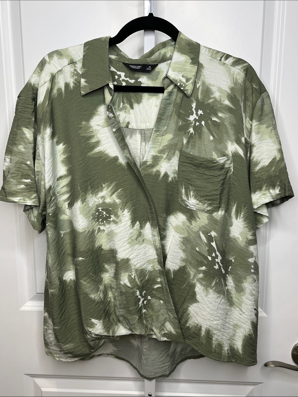Simply Vera Vera Wang Olive Green and White Floral Tie-Dye Cropped XLBlouse